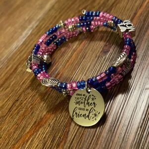 Mothers Day Beaded bracelet Handmade Hand Crafted Pink Blue Memory‎ Wire